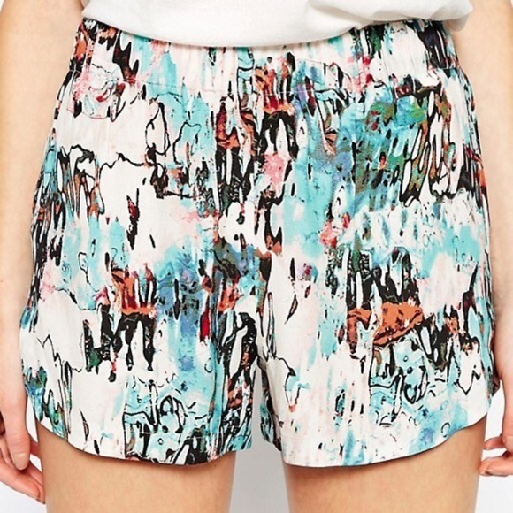 French Connection Isla Ripple Shorts - Picture 1 of 7